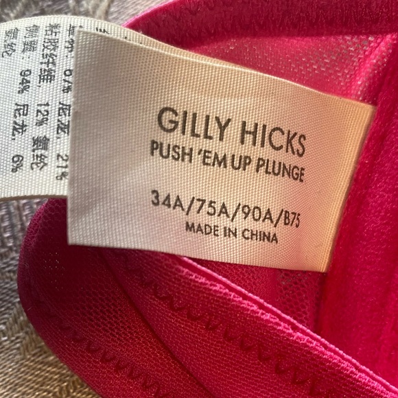 Gilly Hicks padded push up bras - Picture 8 of 8